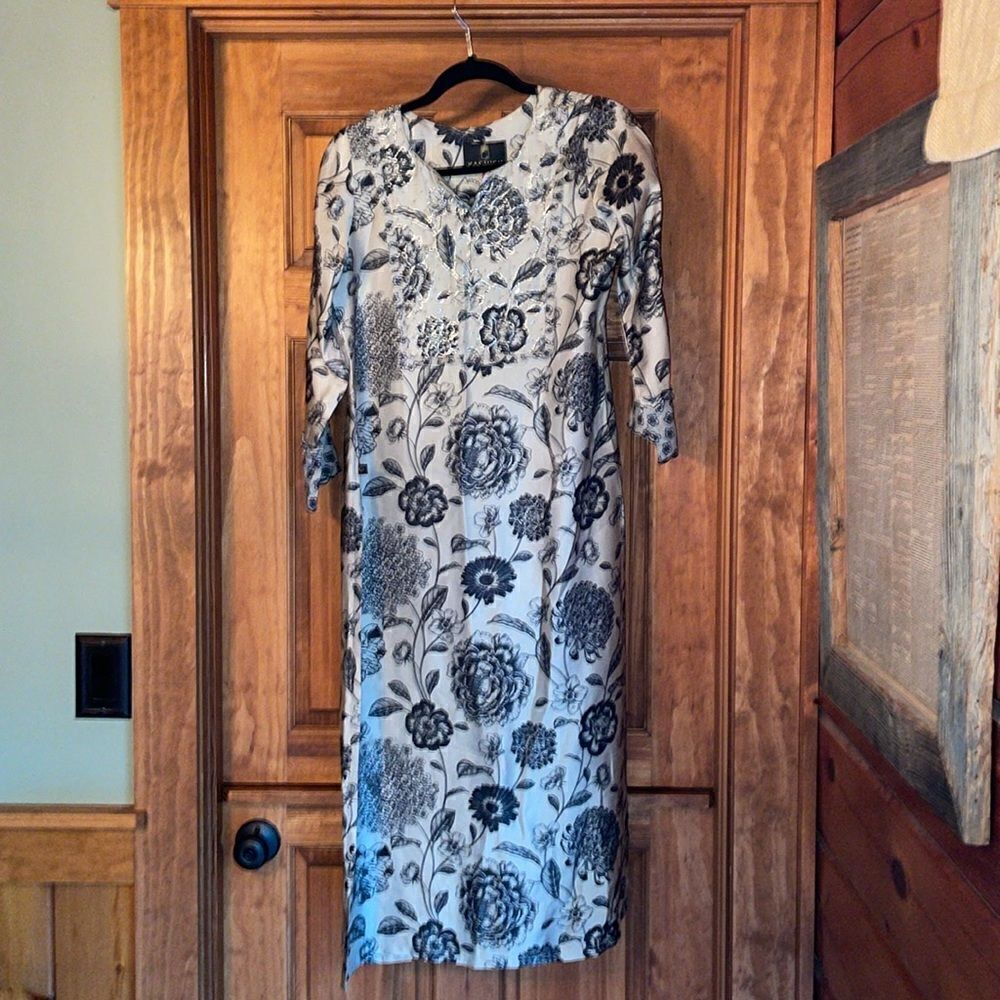 Kashish beaded/sequin threaded Floral cultural dress - Picture 2 of 13